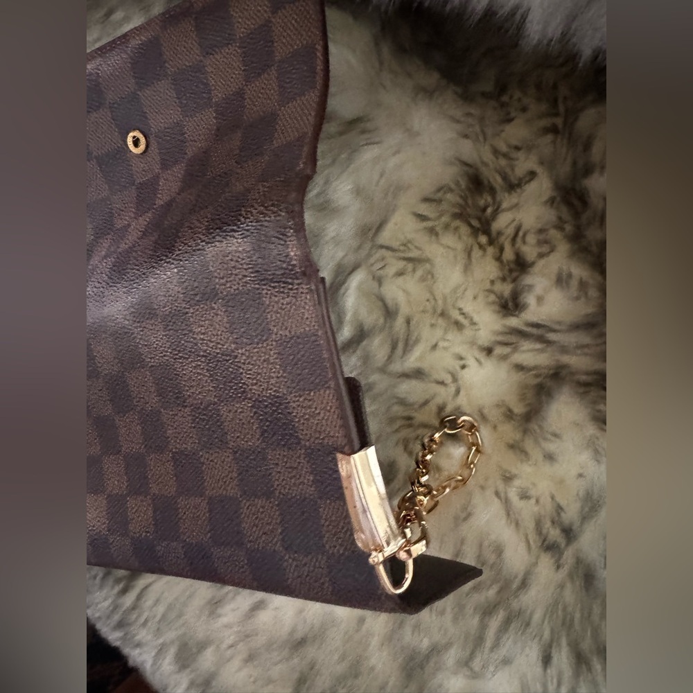 Louis Vuitton international damier wallet Preloved converted Crossbody - Picture 10 of 16